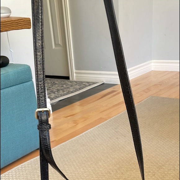 Katespade classic crossbody - Picture 2 of 4